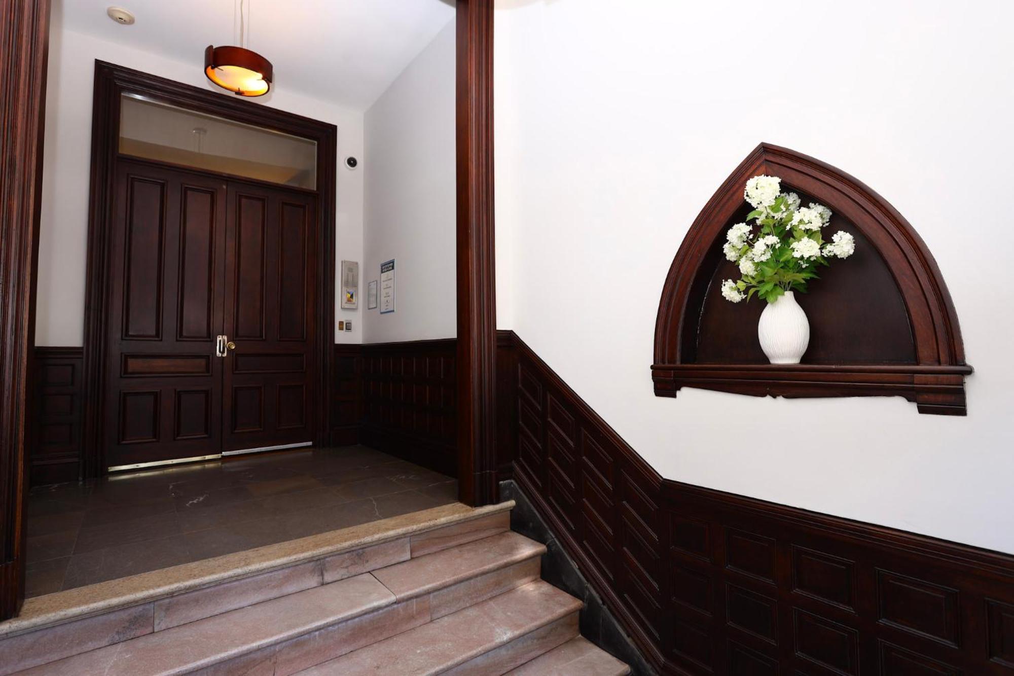 Large Stylish Newbury Street Studio W/ Kitchen Boston Zewnętrze zdjęcie